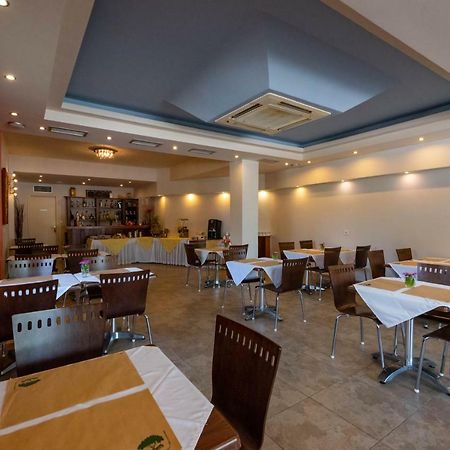 Theoxenia Hotel Apartments 크라니 외부 사진