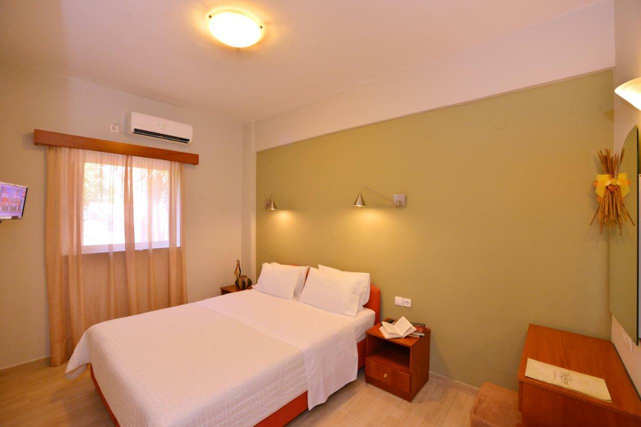 Theoxenia Hotel Apartments 크라니 외부 사진