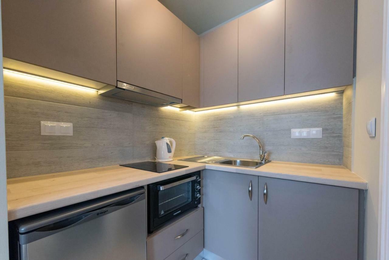 Theoxenia Hotel Apartments 크라니 외부 사진