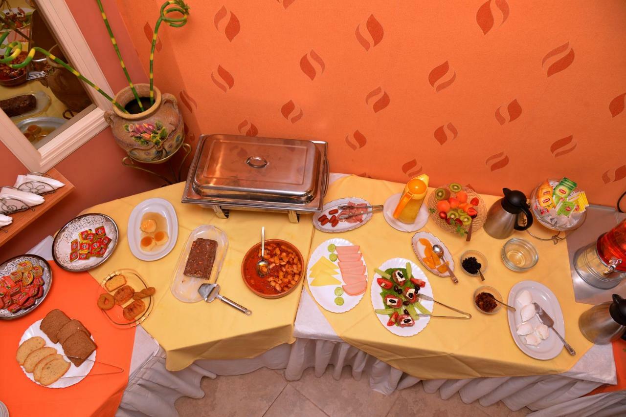 Theoxenia Hotel Apartments 크라니 외부 사진